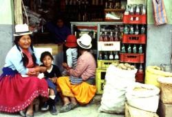 Mujeres bolivianas en el mercado, La Paz.